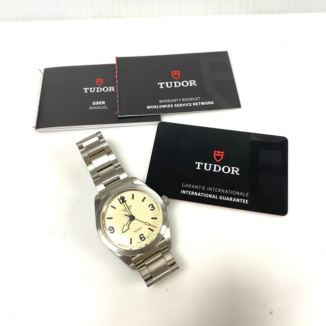 m883 Tudor Ranger 79950 "Dune White" Domed Dial 39mm Stainless Men's Wrist Watch