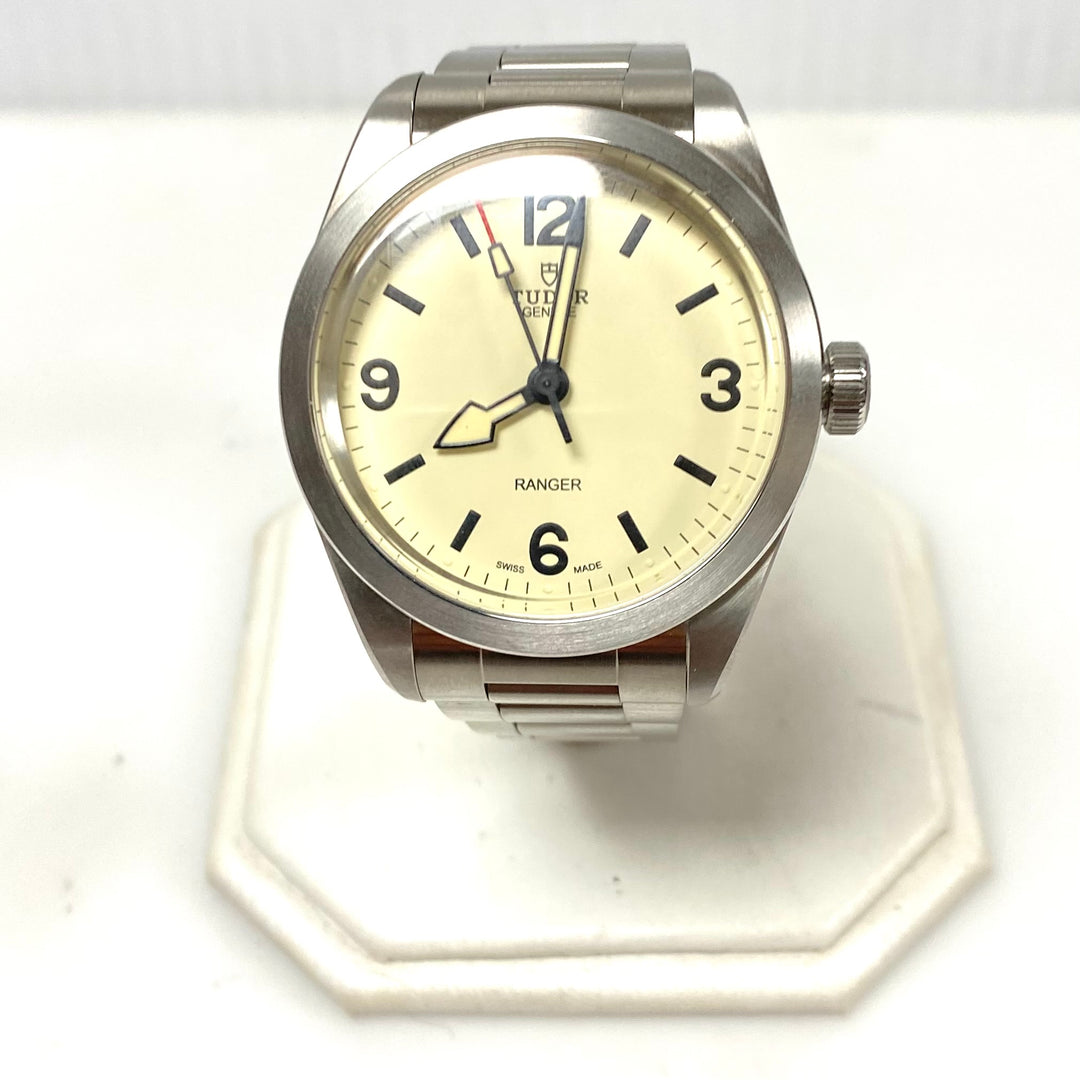 m883 Tudor Ranger 79950 "Dune White" Domed Dial 39mm Stainless Men's Wrist Watch