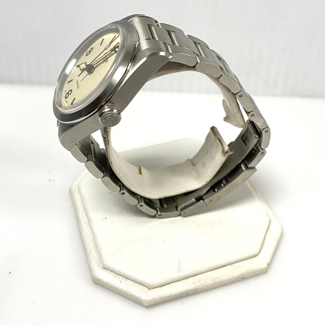 m883 Tudor Ranger 79950 "Dune White" Domed Dial 39mm Stainless Men's Wrist Watch