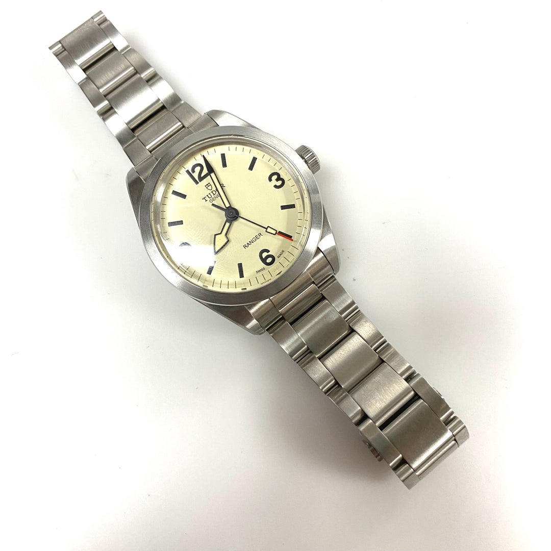 m883 Tudor Ranger 79950 "Dune White" Domed Dial 39mm Stainless Men's Wrist Watch
