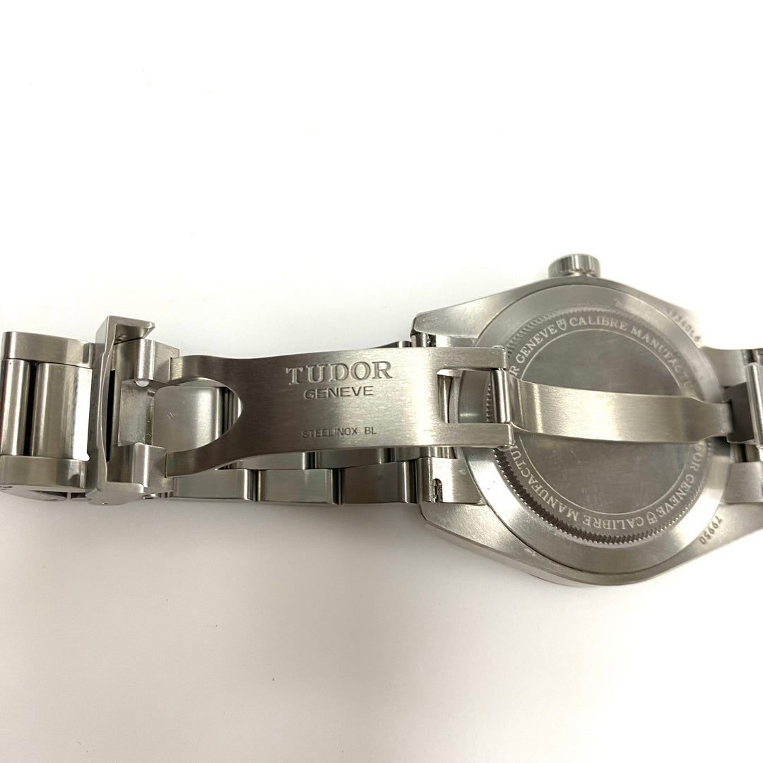 m883 Tudor Ranger 79950 "Dune White" Domed Dial 39mm Stainless Men's Wrist Watch