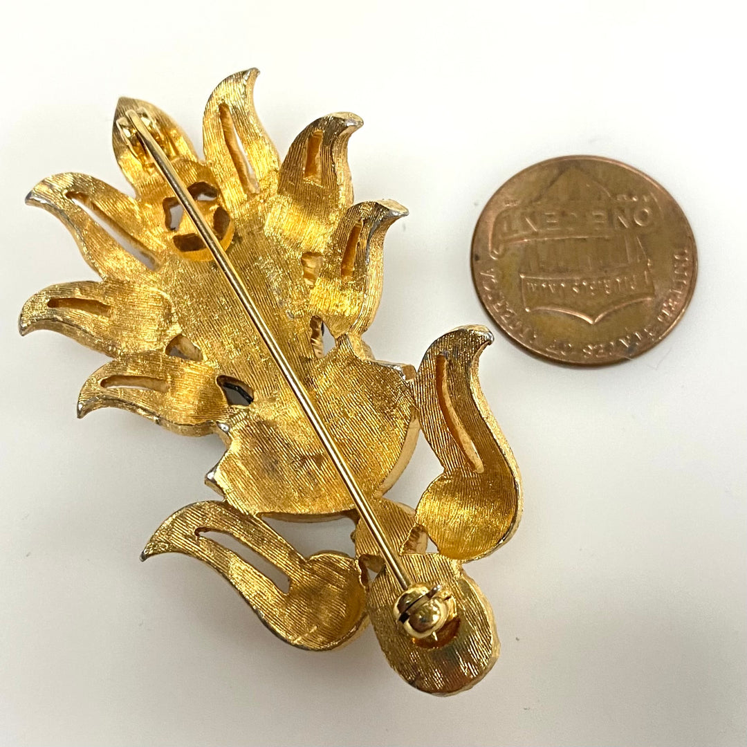 m889 Vintage Mid-century "Blackamoor" / "Moretto" Figural Brooch Gold Plated Pin