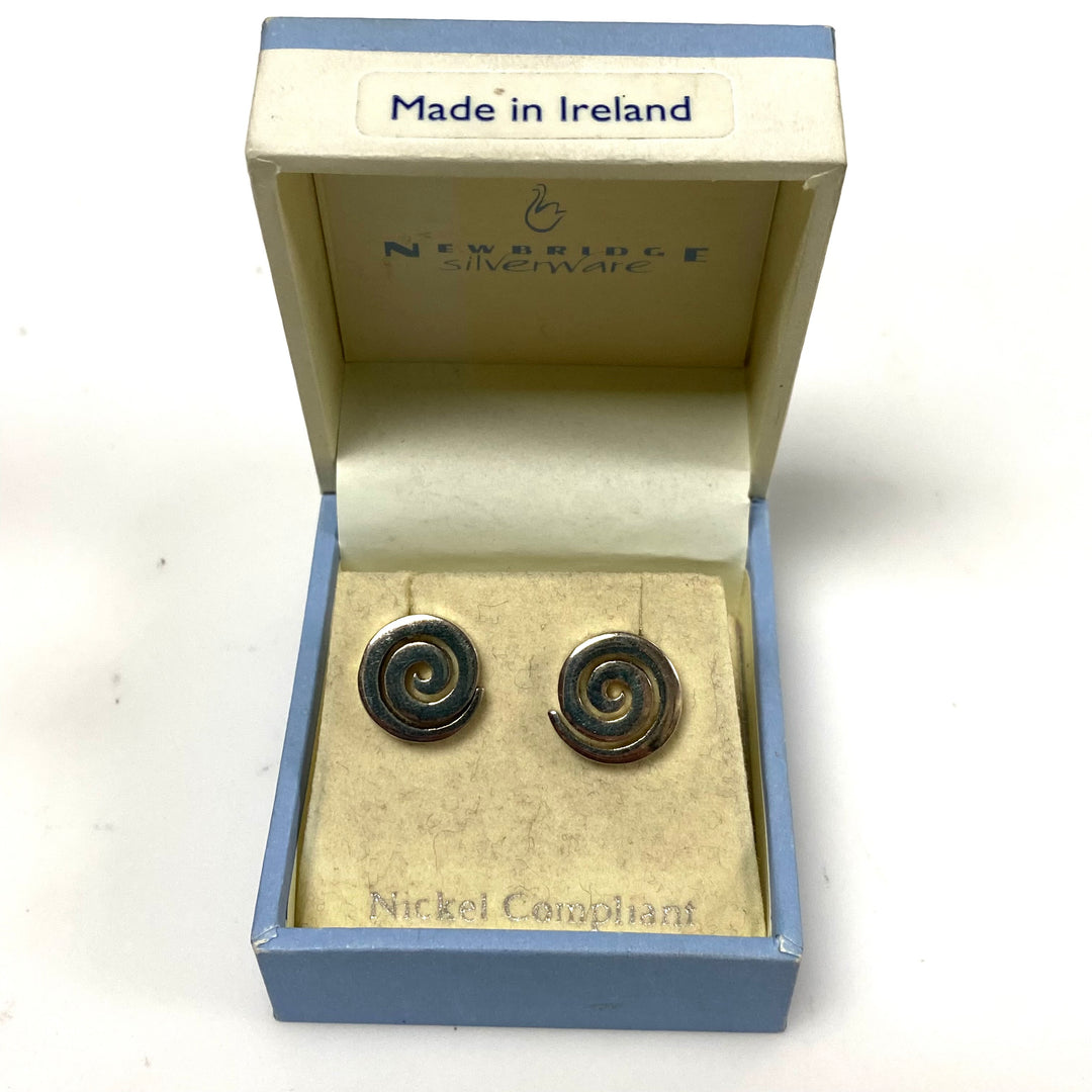 m901 Vintage Newbridge Sterling Silver Celtic Spiral Swirl Design Tara Earrings