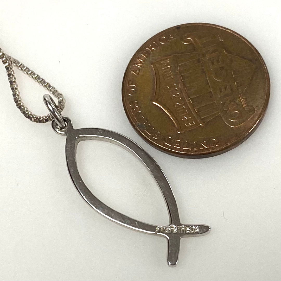 m907 Vintage Sterling Silver Vertical Ichthys (Jesus Fish) Pendant 18" Necklace