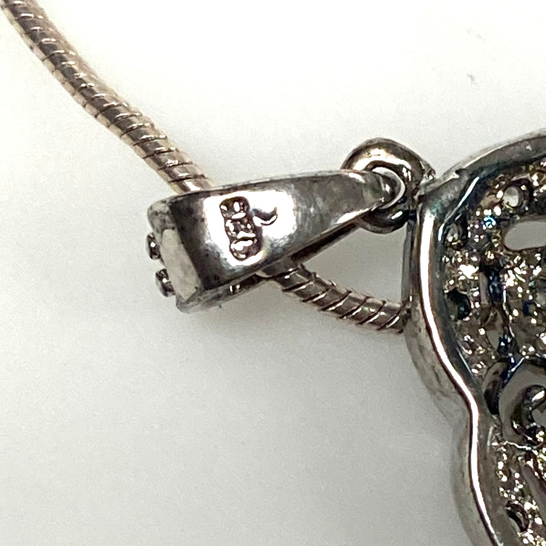 m908 Vintage Sterling Silver Filigree Quatrefoil Pendant 19" Long Chain Necklace