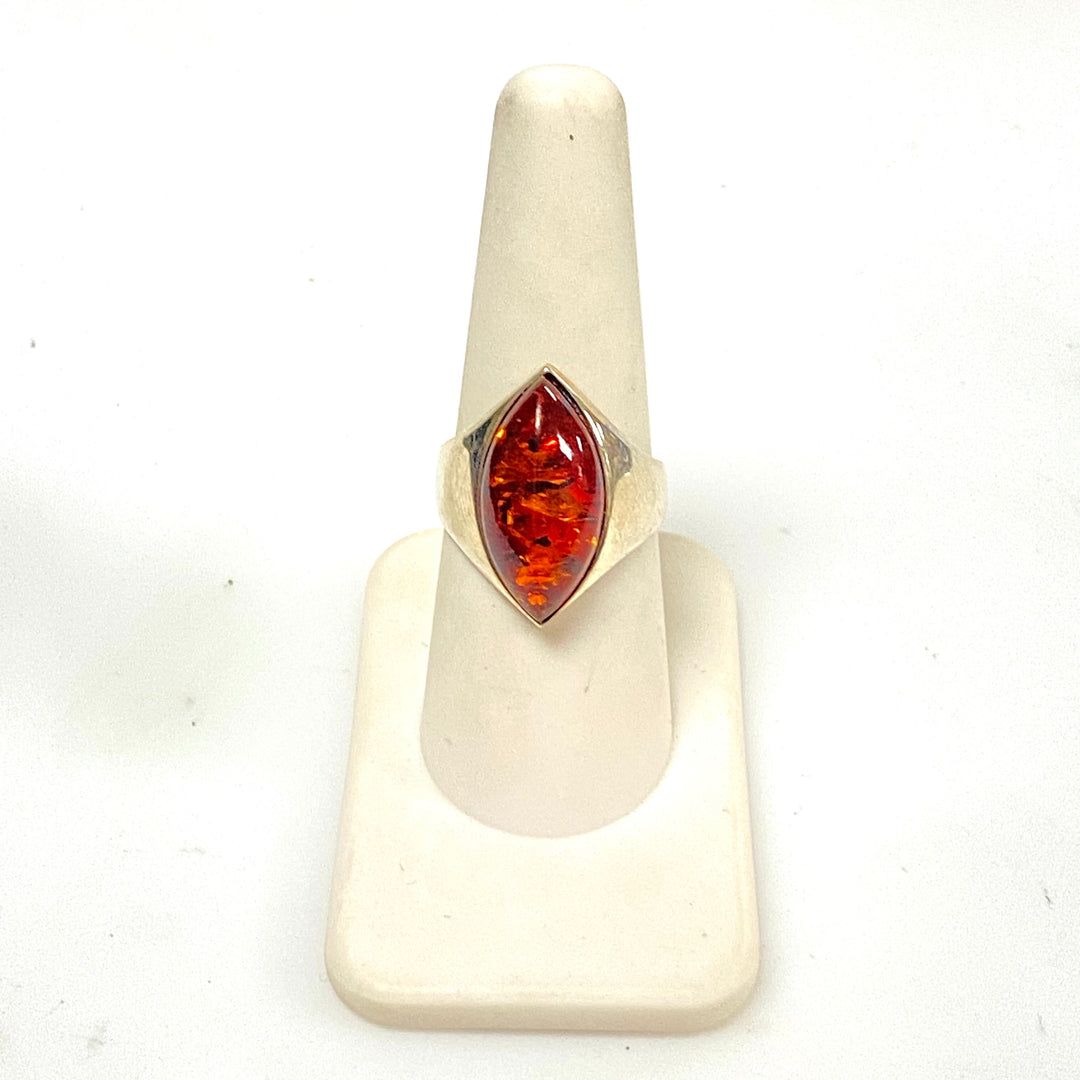 m913 Vintage Sterling Silver Marquise-cut Cognac Baltic Amber Cabochon Ring Sz 8