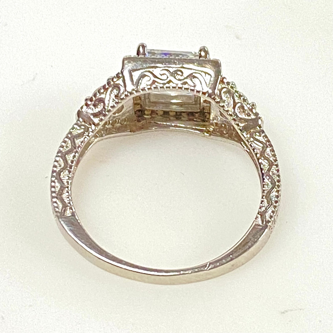 m934 Vintage Art Deco / Edwardian Stone Halo Engagement Cocktail Ring Size 7