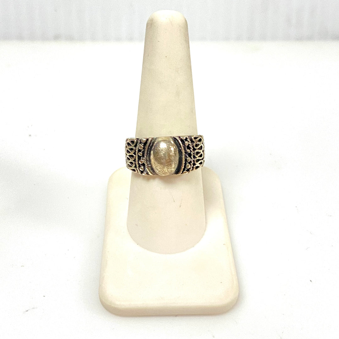 m939 Vintage Sterling Silver Bali-style Cigar Oxidized Band Ring Size 8.5