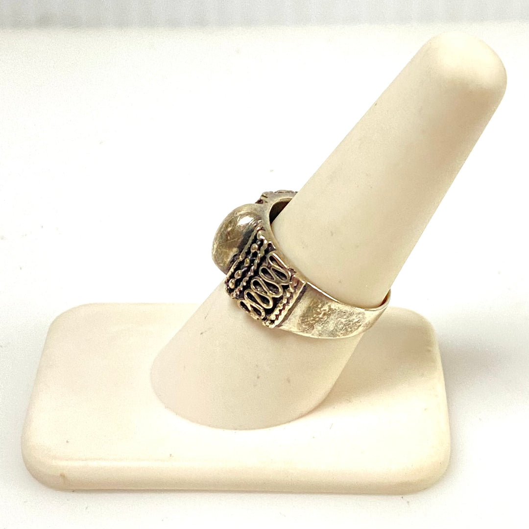 m939 Vintage Sterling Silver Bali-style Cigar Oxidized Band Ring Size 8.5