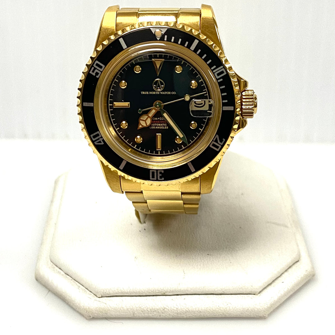 m966 the Marine Diver Gold PVD-coated stainless steel case 39.5mm 10atm Watch