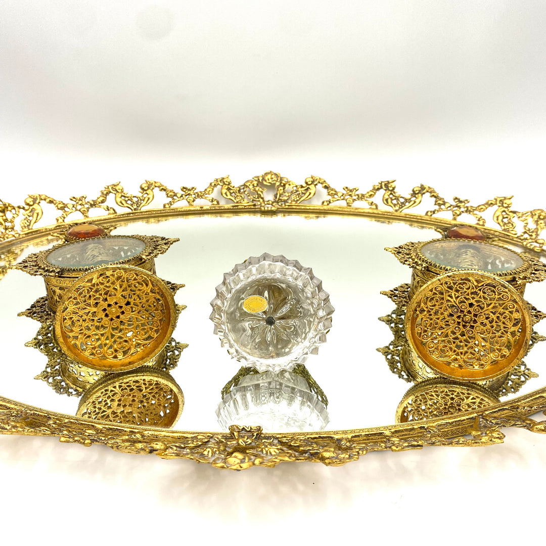 v979 Vintage Hollywood Regency style gold tone filigree mirrored vanity dresser set