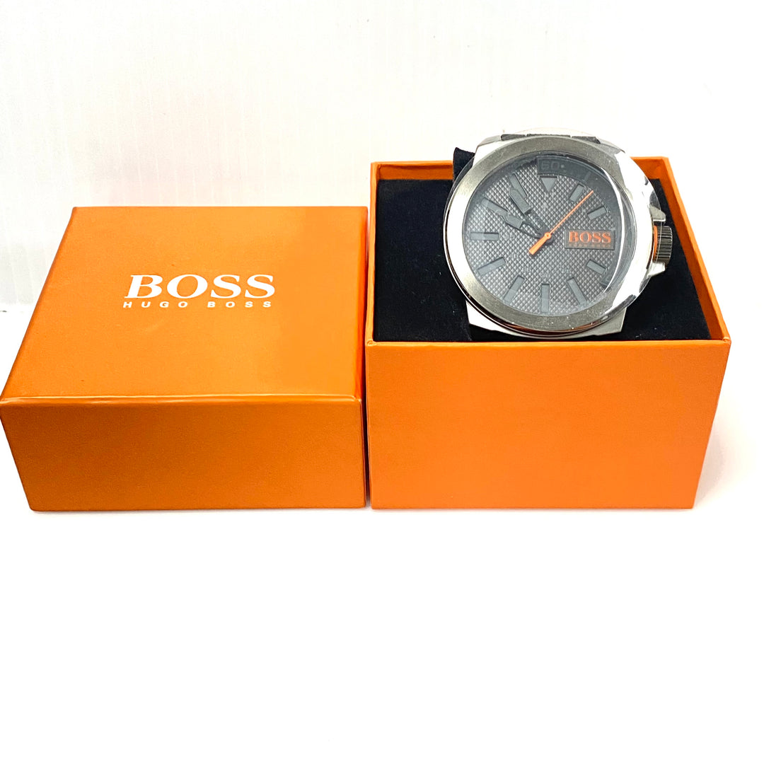 m983 Hugo Boss Orange New York Model 1513005 Men's Quartz Wrist Watch 3 ATM