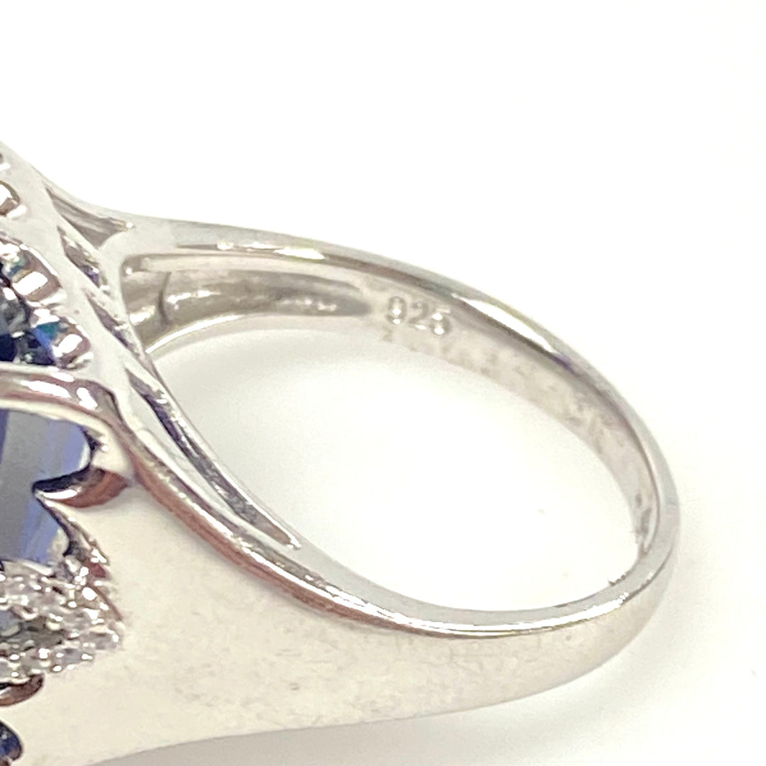 m993 Vintage Sterling Silver Emerald-cut Simulated Blue Sapphire Ring Size 7