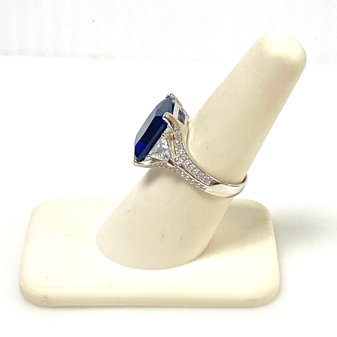m994 Vintage Sterling Silver Three-stone Statement Ring Blue Gemstone Size 7