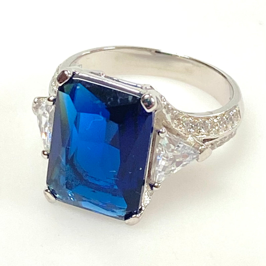 m994 Vintage Sterling Silver Three-stone Statement Ring Blue Gemstone Size 7