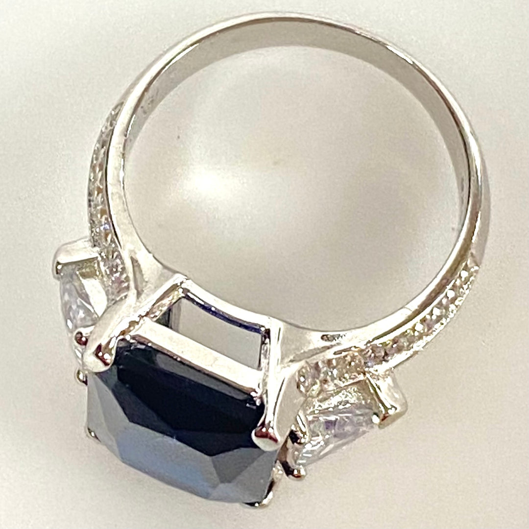 m994 Vintage Sterling Silver Three-stone Statement Ring Blue Gemstone Size 7