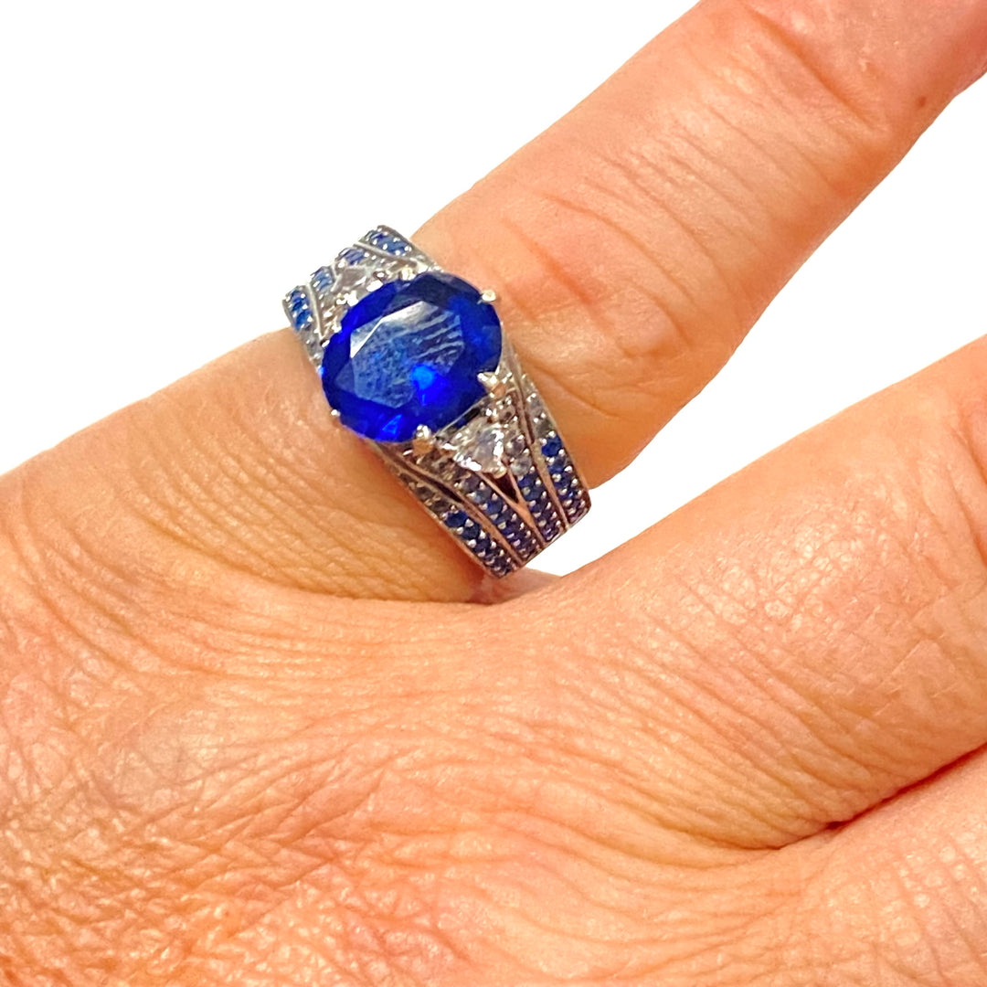 m995 Vintage Vancaro Sterling Oval-cut Blue Center Sapphire Cocktail Ring Size 6