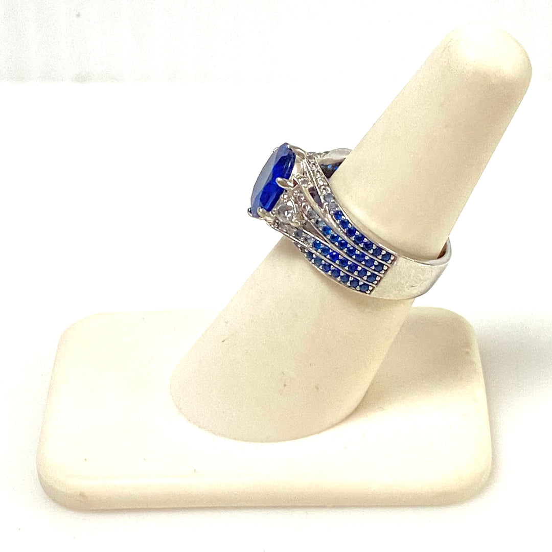 m995 Vintage Vancaro Sterling Oval-cut Blue Center Sapphire Cocktail Ring Size 6
