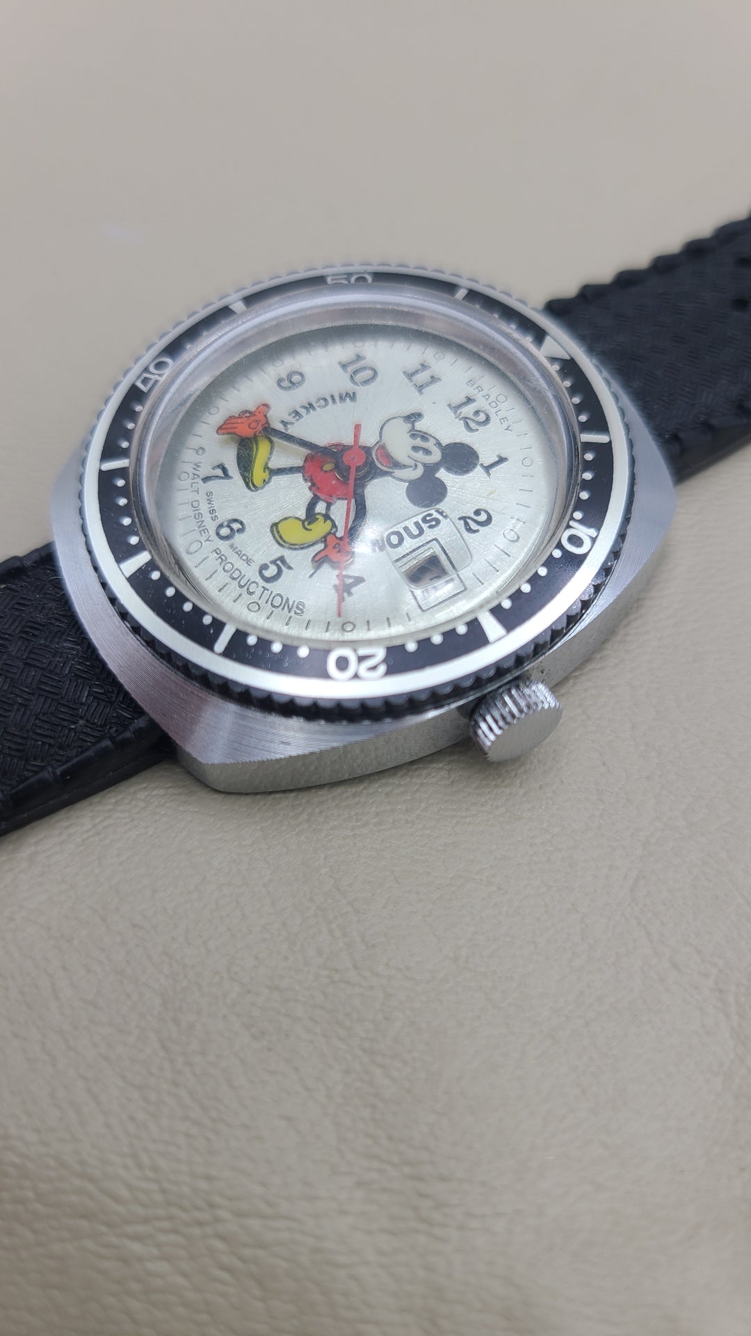 k959 Vintage Unisex Mechanical Bradley Mickey Mouse Wristwatch