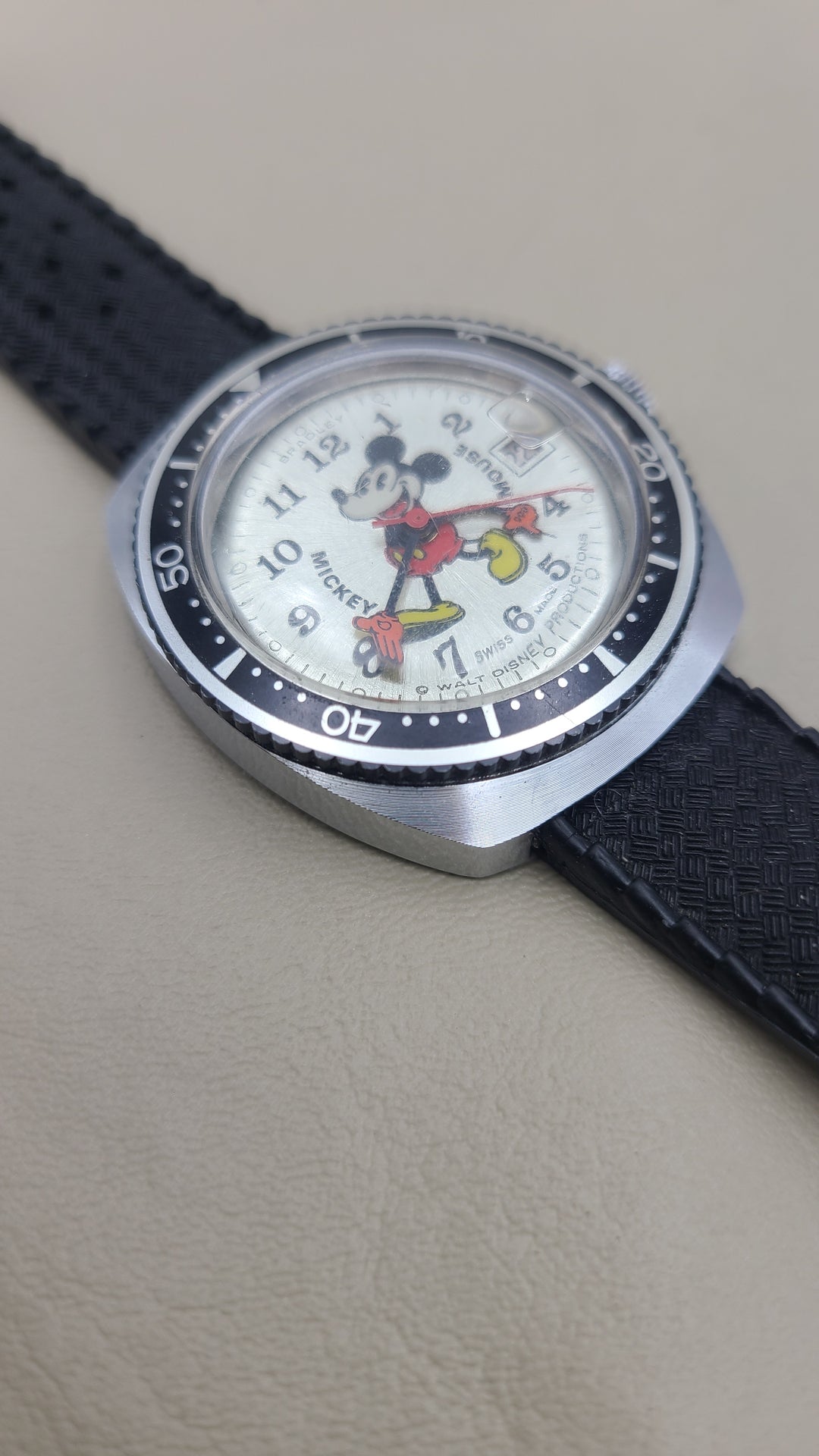 k959 Vintage Unisex Mechanical Bradley Mickey Mouse Wristwatch