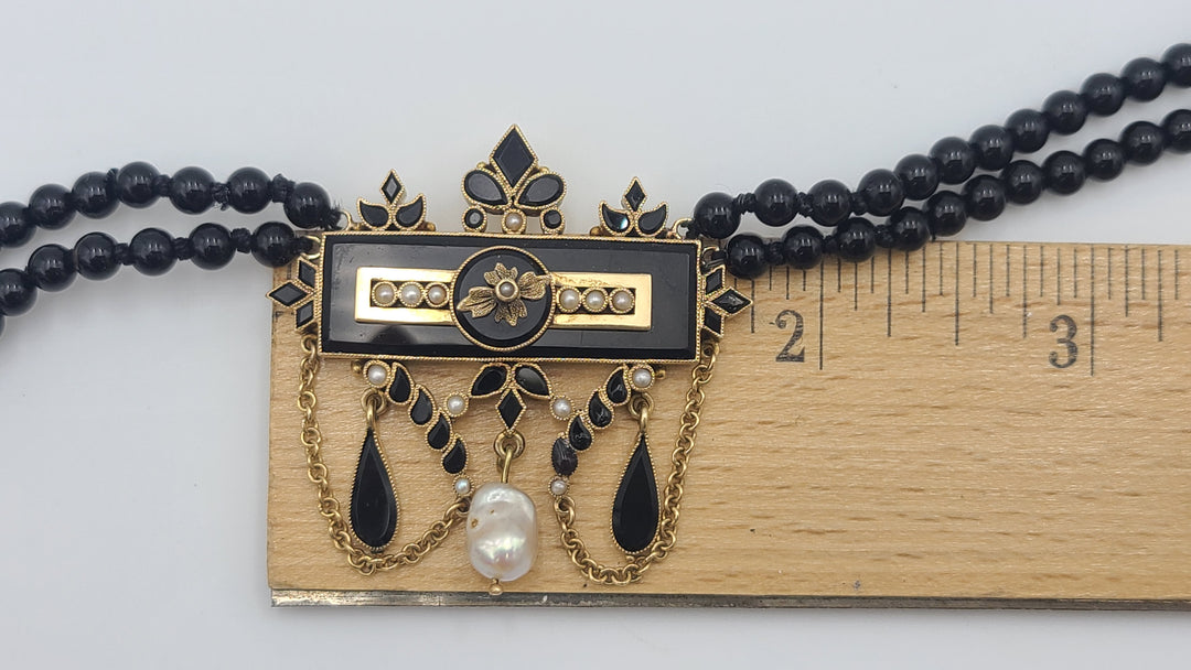 m700 Lovely Ladies Double Strand Onyx Necklace with 14kt Yellow Gold Lock