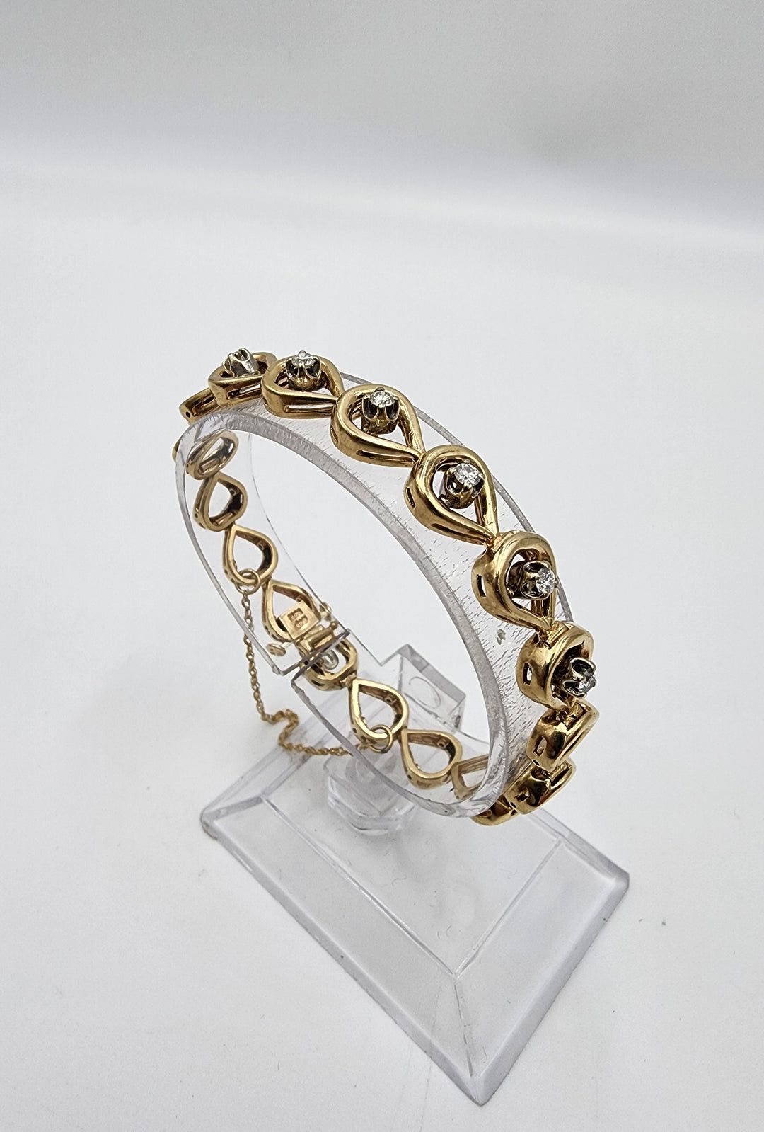 e670 Gorgeous 14kt Yellow Gold Teardrop Link .36cts Diamond Bracelet