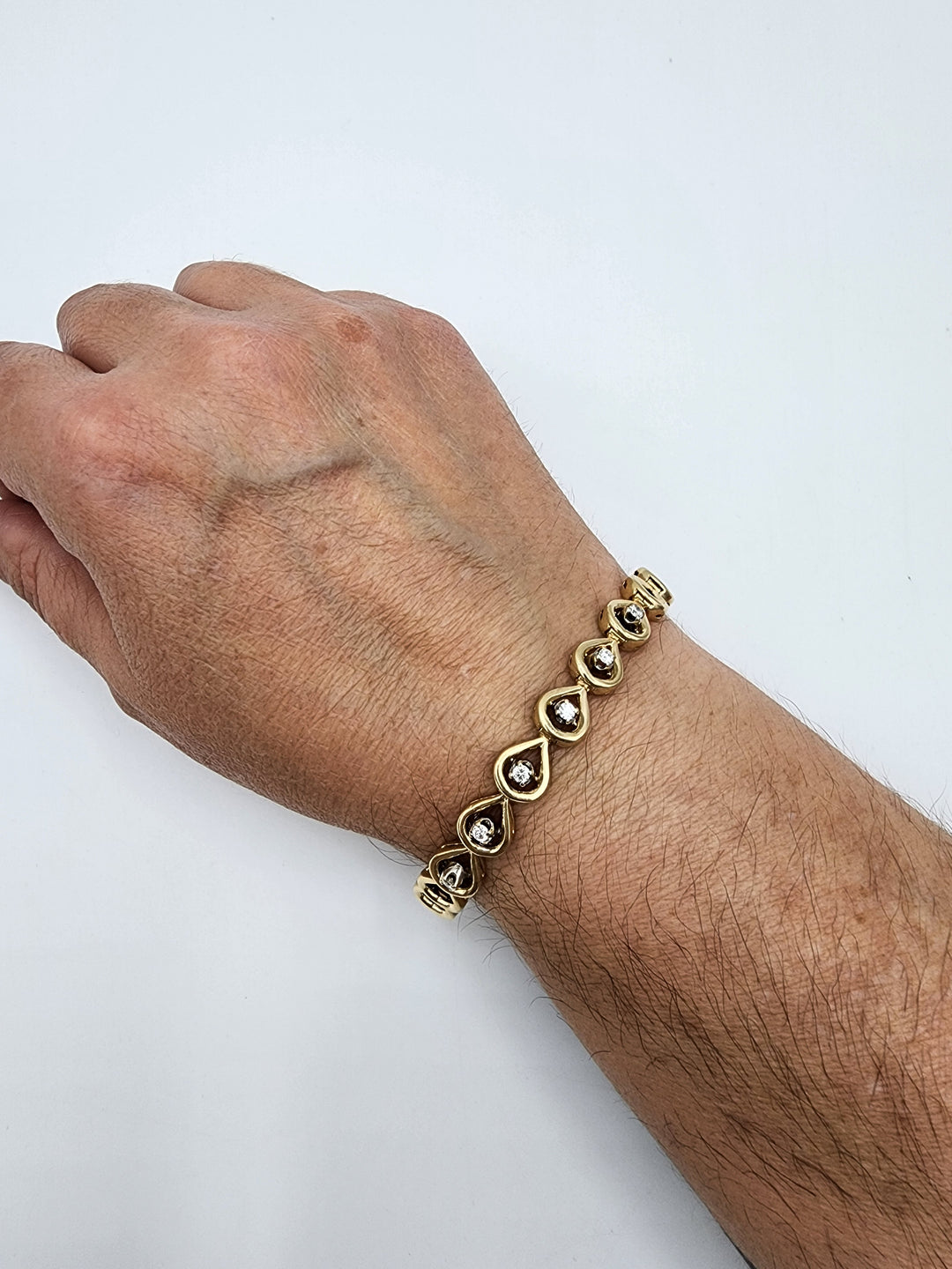 e670 Gorgeous 14kt Yellow Gold Teardrop Link .36cts Diamond Bracelet