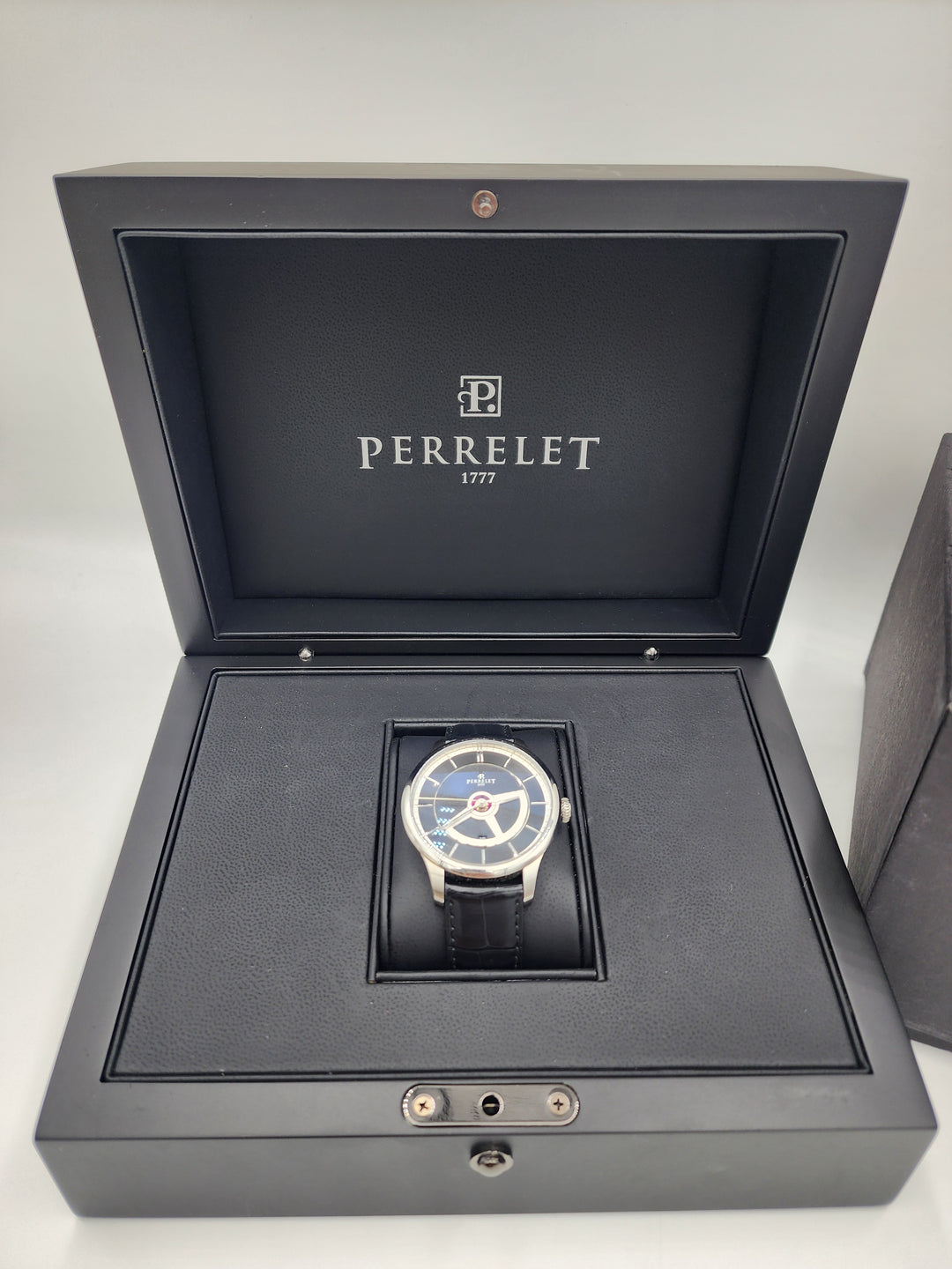 e669 Handsome Men's Automatic Double Rotor Perrelet Wristwatch with Box and Papers