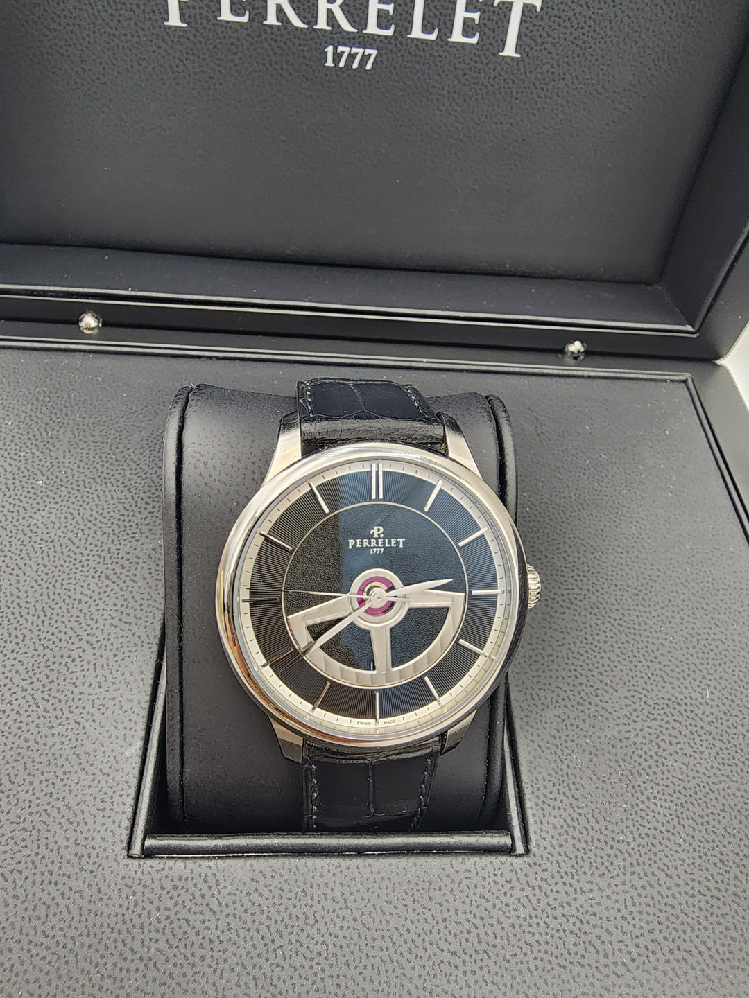 e669 Handsome Men's Automatic Double Rotor Perrelet Wristwatch with Box and Papers