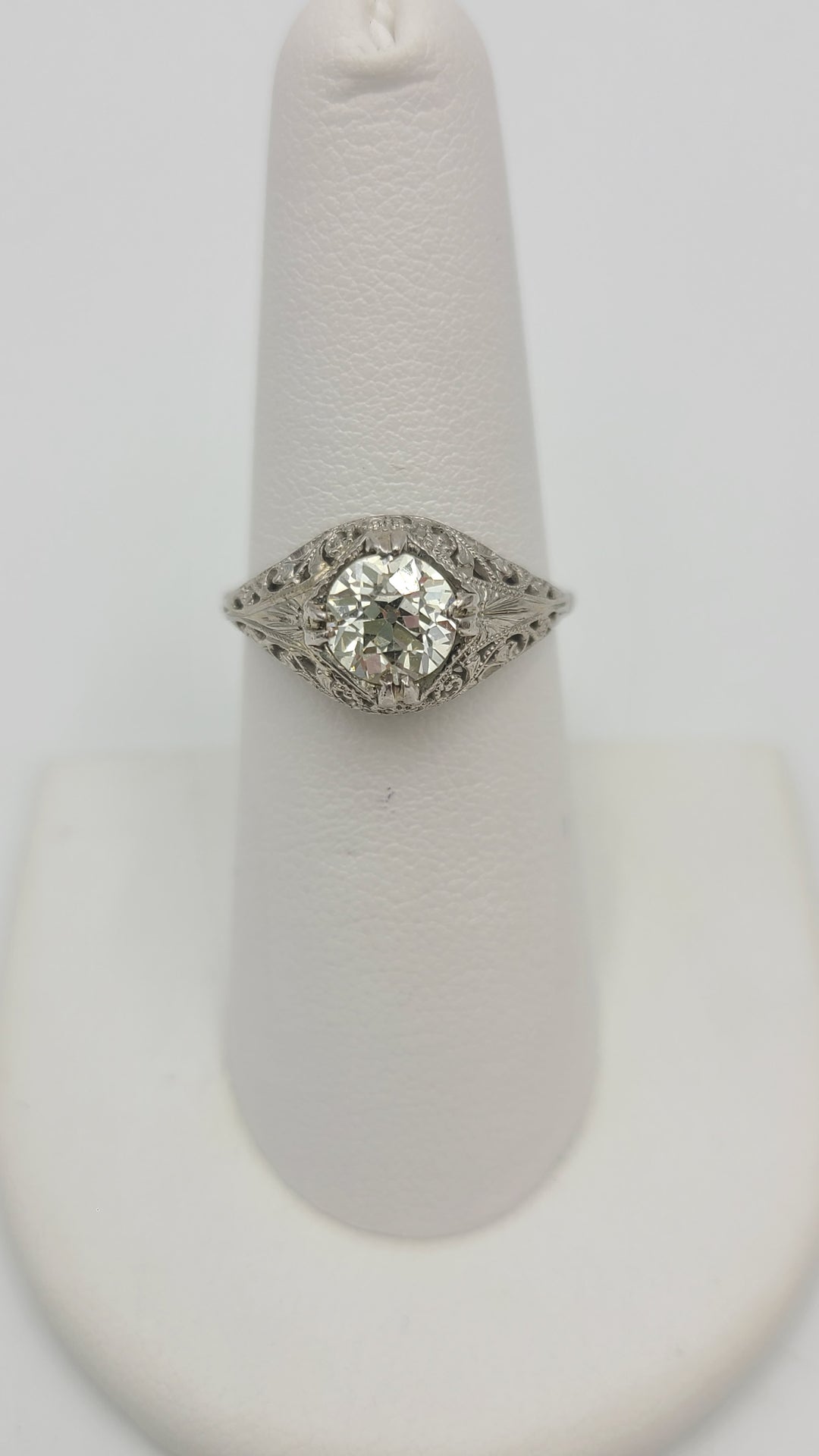 t286 Lovely Vintage Filigree 1.12cts Diamond Engagement Ring