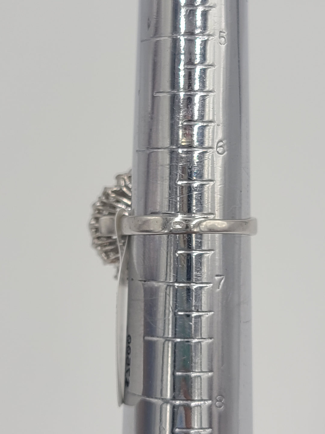 k650 Exquisite Ladies Platinum 3.64ct Diamond Engagement Ring