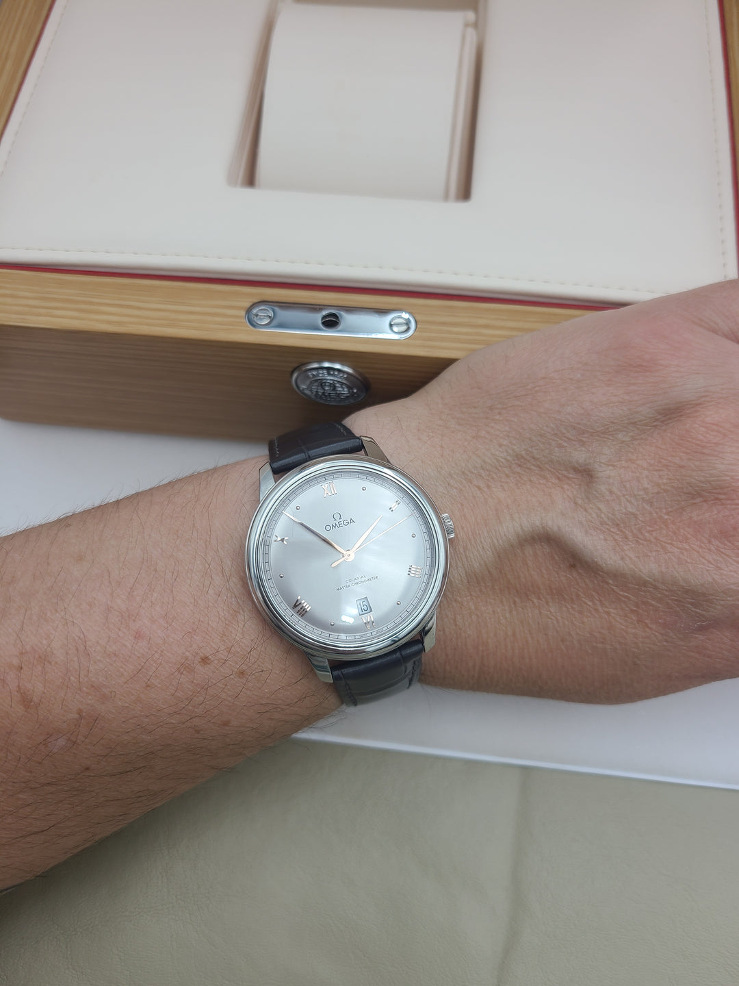 k873 Handsome Omega DeVille Prestige Automatic Men's Wristwatch