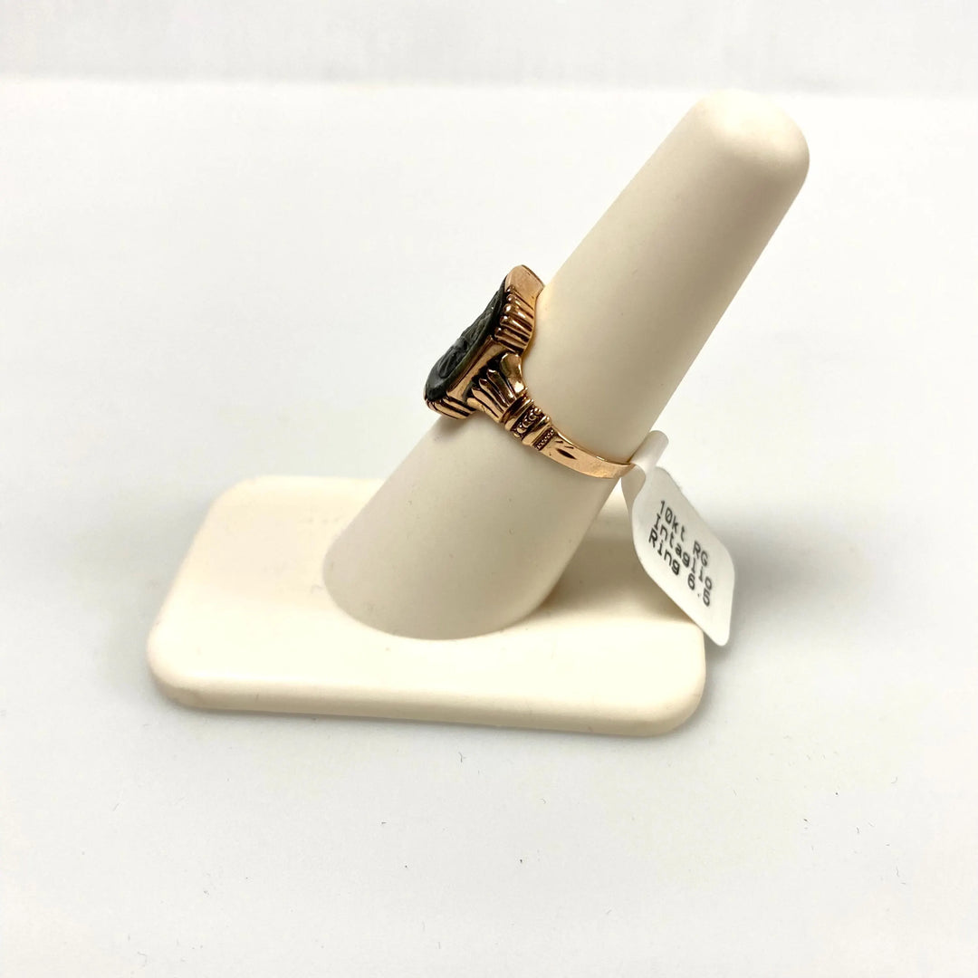 r571 Vintage 10k Rose Gold Figural Carved Soldiers Bust Intaglio Ring Size 6.5 (USA) 3.2g