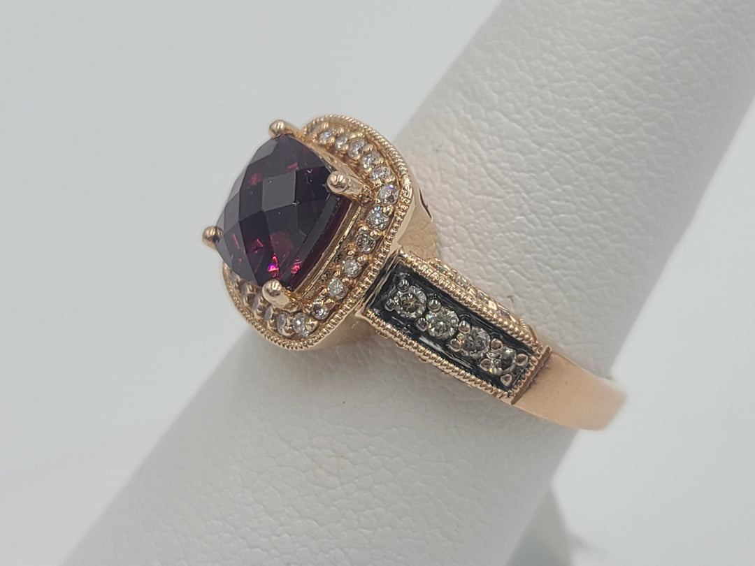 k773 Stunning Lady's LeVian 14kt Rose Gold Rhodolite & Diamond Ring
