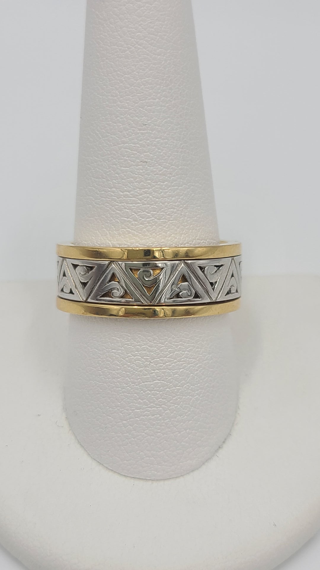 m699 Men's Custom Made 18kt Yellow Gold and Platinum Wedding Band