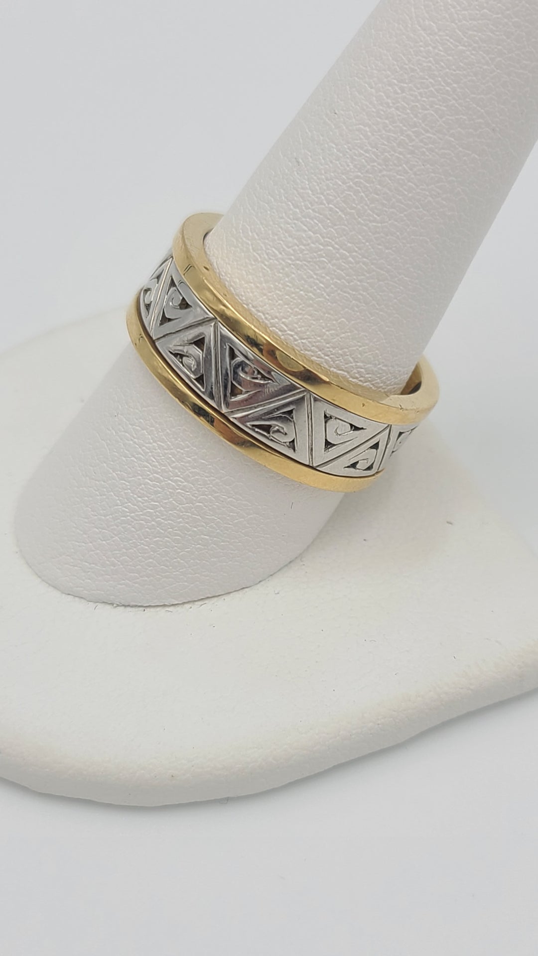 m699 Men's Custom Made 18kt Yellow Gold and Platinum Wedding Band