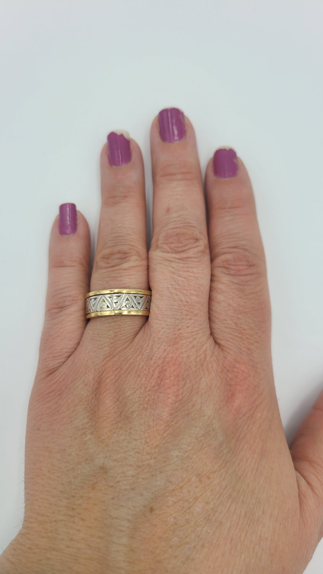 m699 Men's Custom Made 18kt Yellow Gold and Platinum Wedding Band