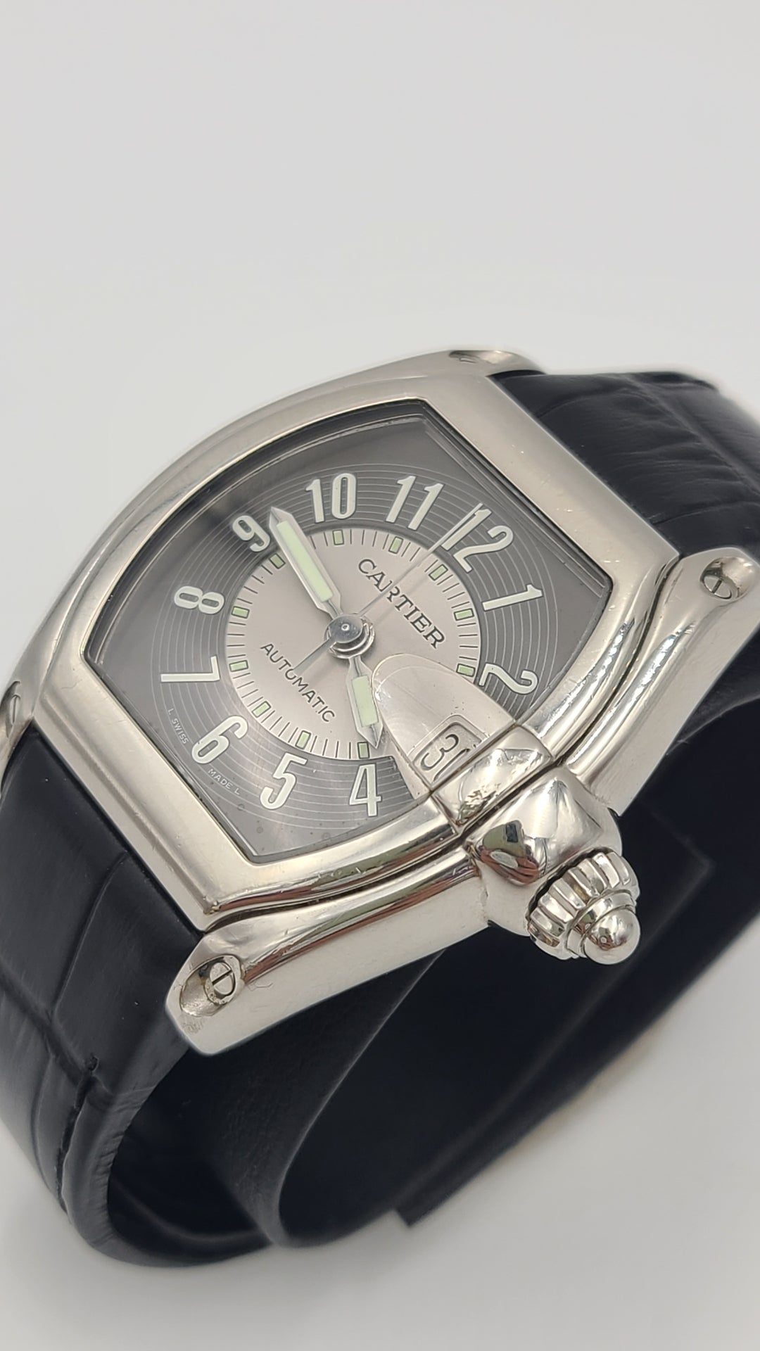 m706 Stylish Men's Cartier Roadster Automatic Wristwatch
