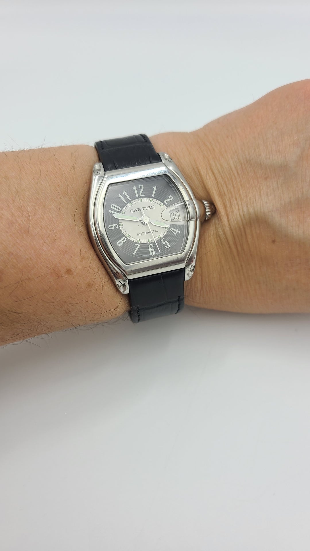 m706 Stylish Men's Cartier Roadster Automatic Wristwatch