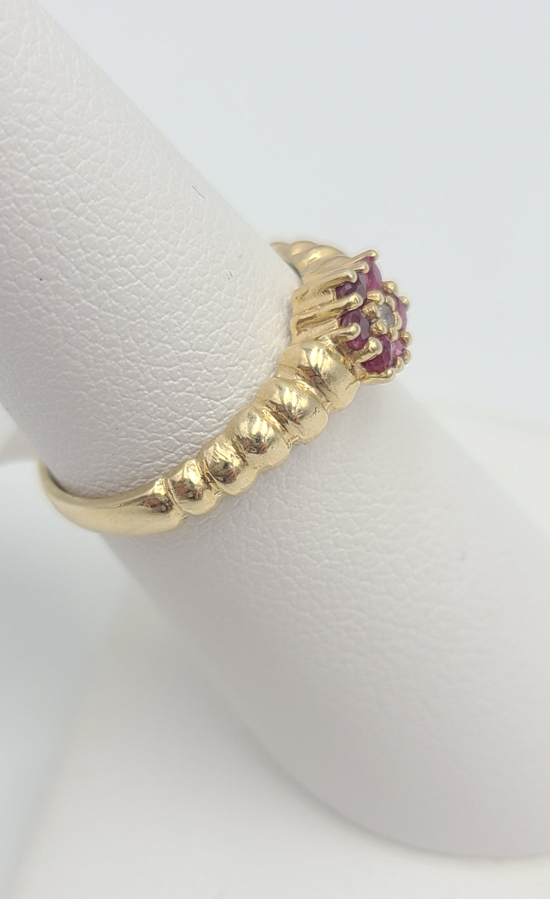 k977 Cute Ruby and Diamond Shrimp Ring in 14kt Yellow Gold