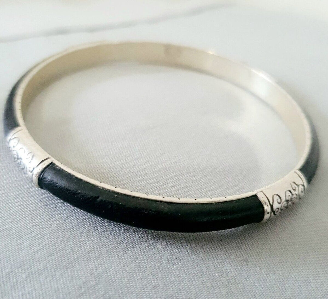 t576 Brighton Vintage Black Leather Silver Bangle Bracelet