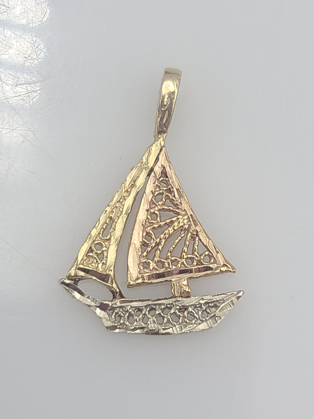 k921 Cute 14kt Tricolor Gold Filigree Sailboat Charm Pendant