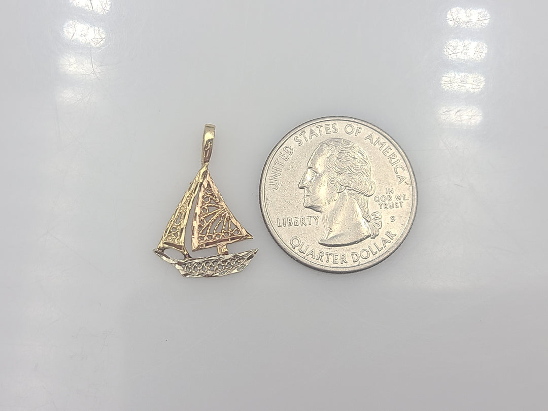 k921 Cute 14kt Tricolor Gold Filigree Sailboat Charm Pendant