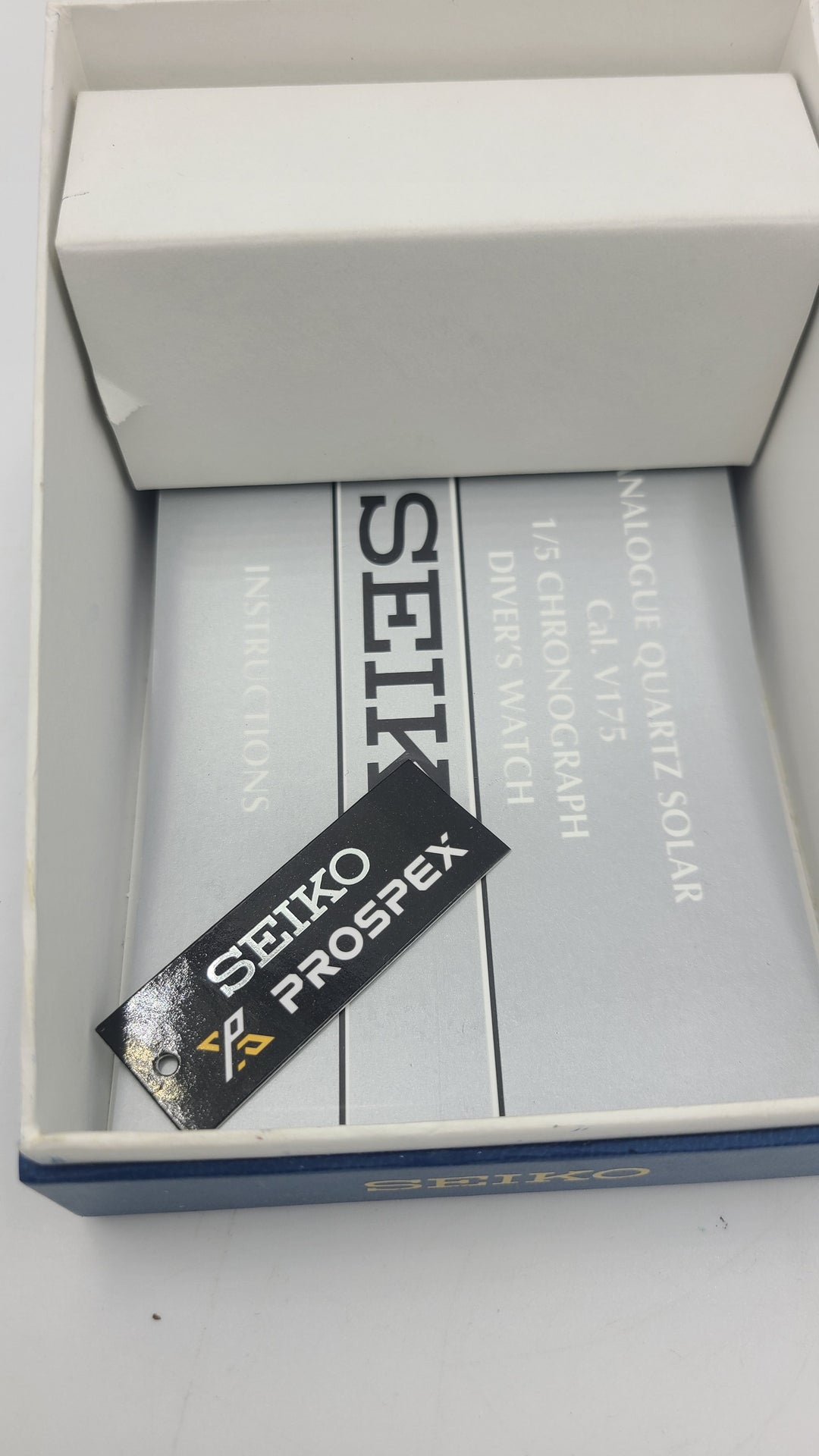 m694 Stylish Men's Seiko Air Divers 200m Wristwatch