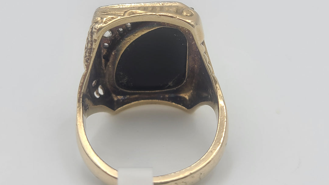 m703 Handsome Men's Onyx, Diamond and Agate Cameo 10kt Yellow Gold Ring