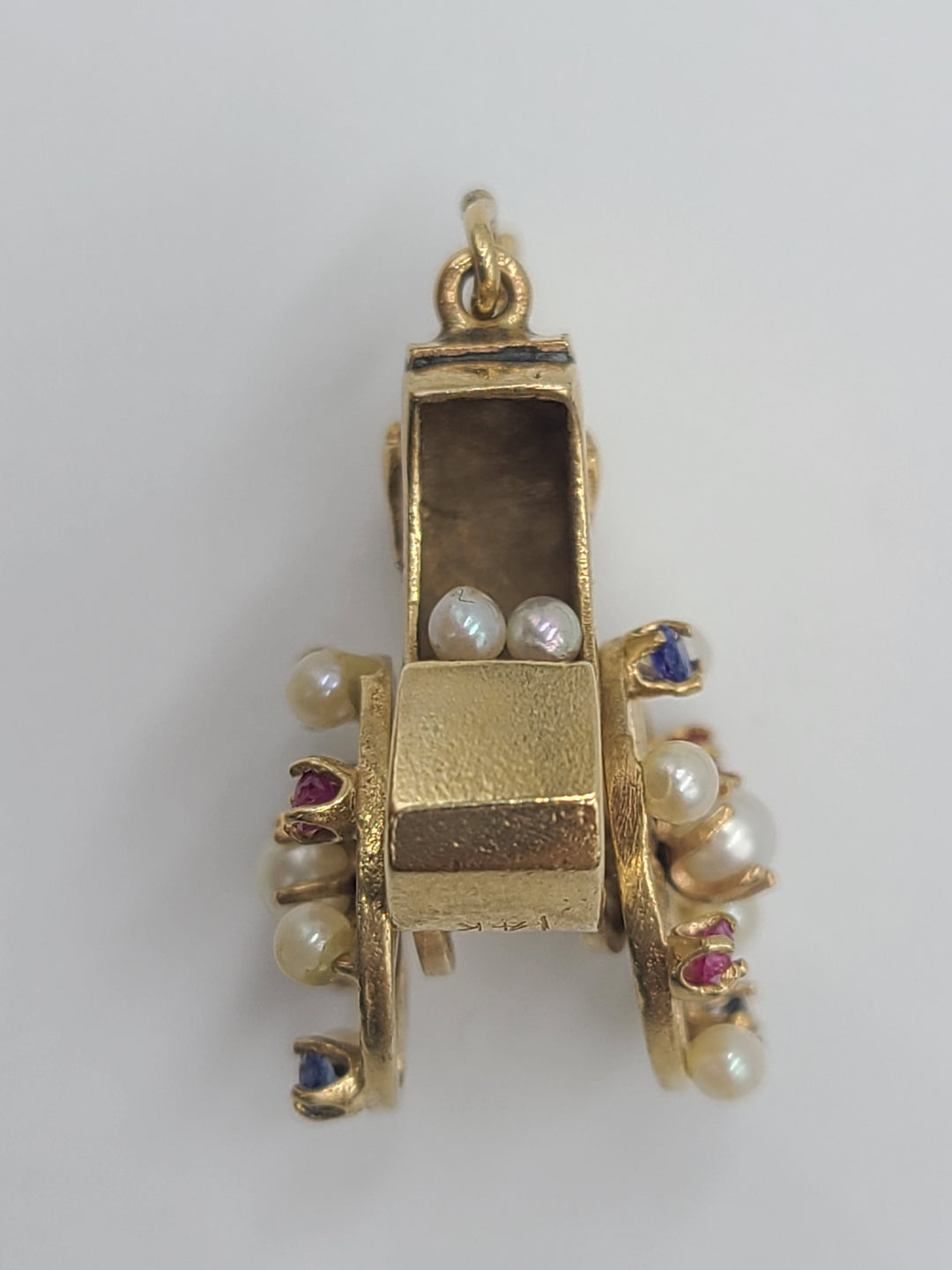 k685 Cute Vintage Ladies 14kt Yellow Gold Ruby, Sapphire and Pearl Stagecoach Charm or Pendant