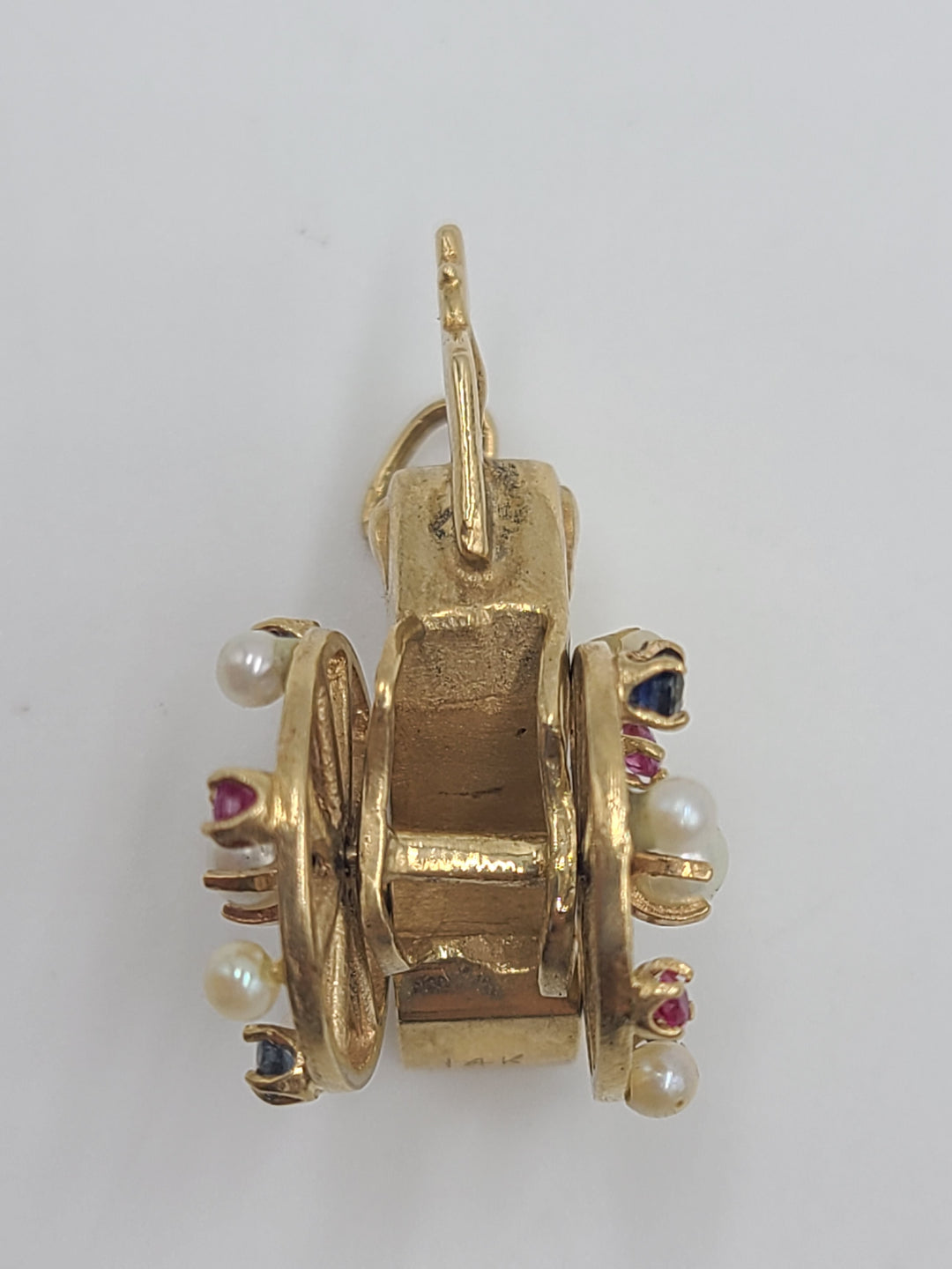 k685 Cute Vintage Ladies 14kt Yellow Gold Ruby, Sapphire and Pearl Stagecoach Charm or Pendant