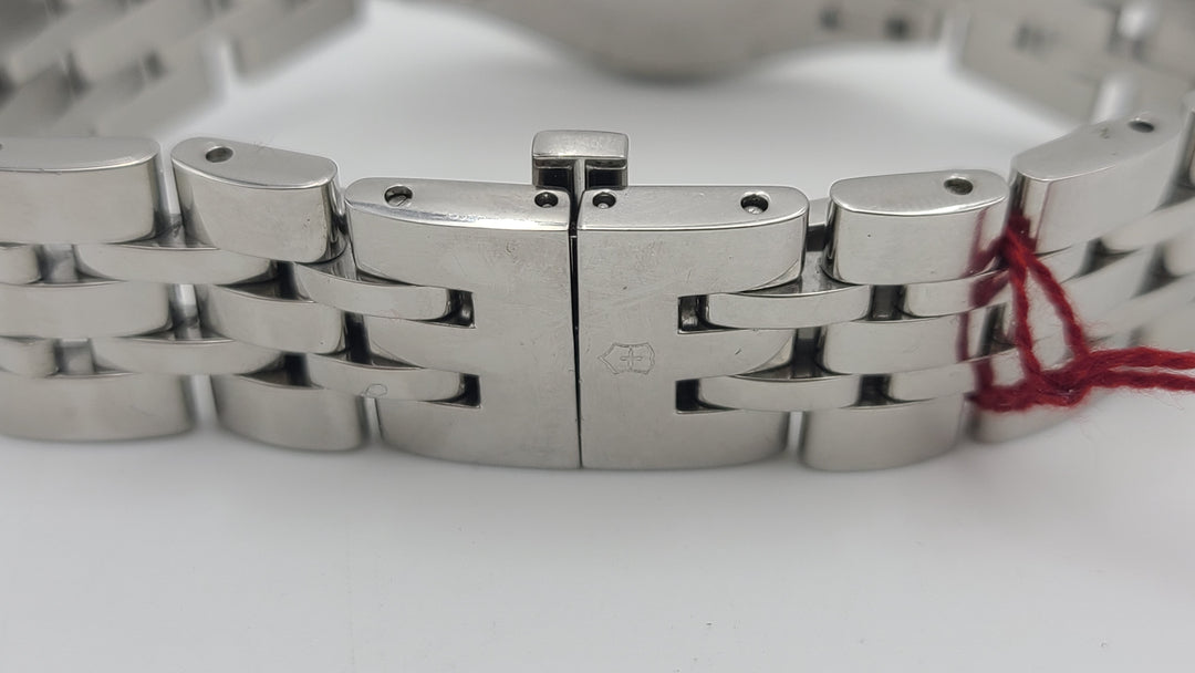 k987 Nice Ladies Swiss Army Stainless Steel Quartz Wristwatch