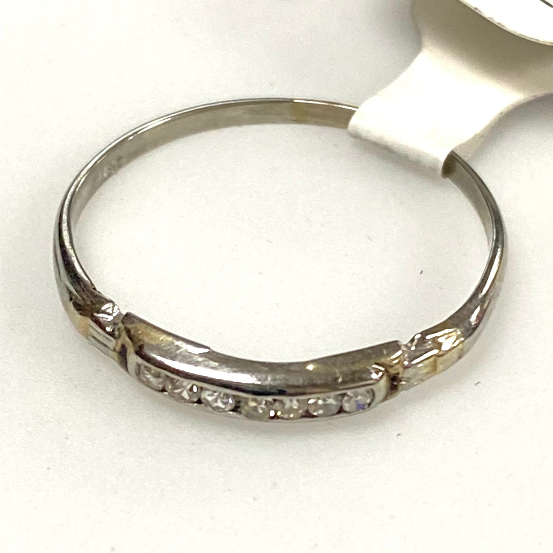 t382 Vintage 18k White Gold Diamond .035 TDW Band