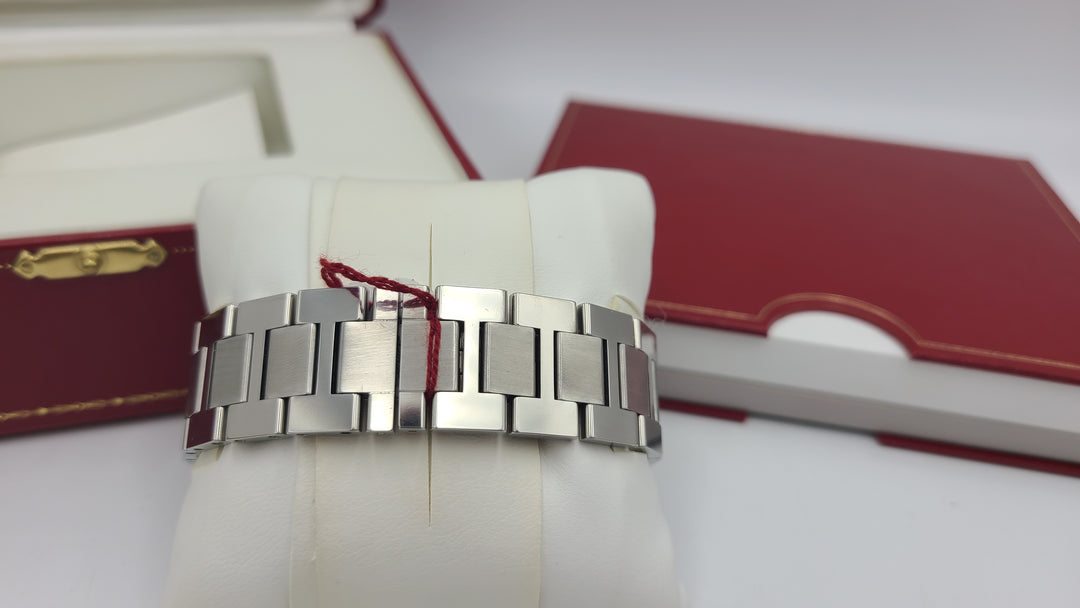 k973 Stylish Unisex Cartier Tank Solo Quartz Wristwatch